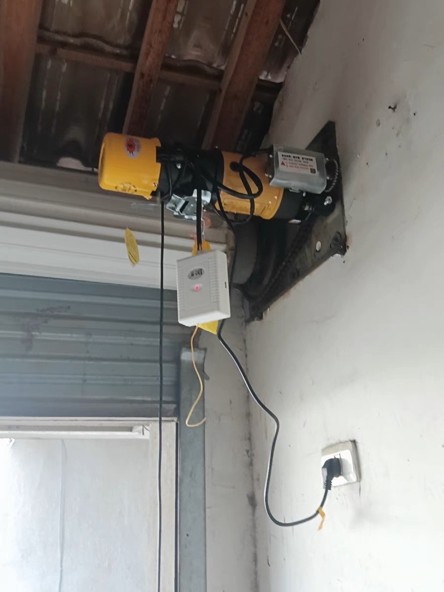 卷簾門卷閘門電機(jī)全套自動(dòng)車庫(kù)門電動(dòng)遙控開門機(jī)馬達(dá)通用配件